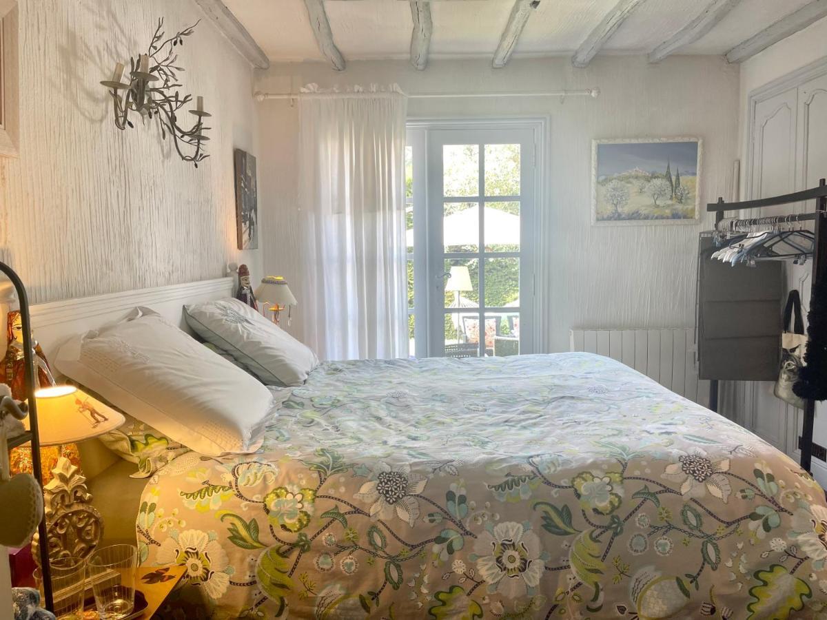 Chambre Double ou Lits Jumeaux - Vue sur Jardin
